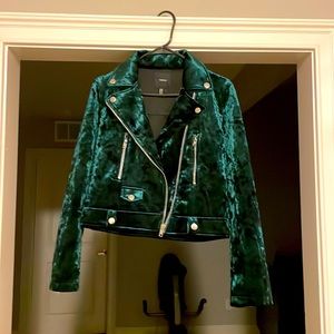Lightly used cropped jacket